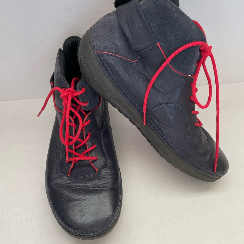 C@@L FITFLOP Navy & Red Leather Suede Sneakers Shoes Sz 8